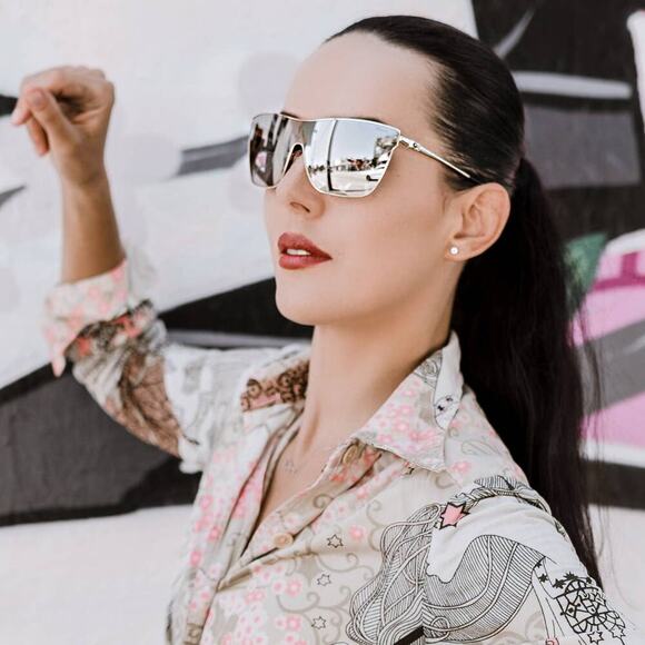 New Chopard Women Shield Sunglasses Pale Gold Frame Gray Mirrored Lens SCH-C20S - Picture 3 of 14